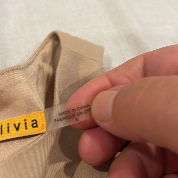 Alice + Olivia dress tan/beige. Spelling Slide Peplum Dress sleeveless Size 6 - Picture 3 of 8